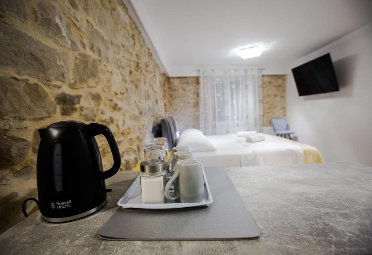 Lions Luxury Rooms Spalato Esterno foto